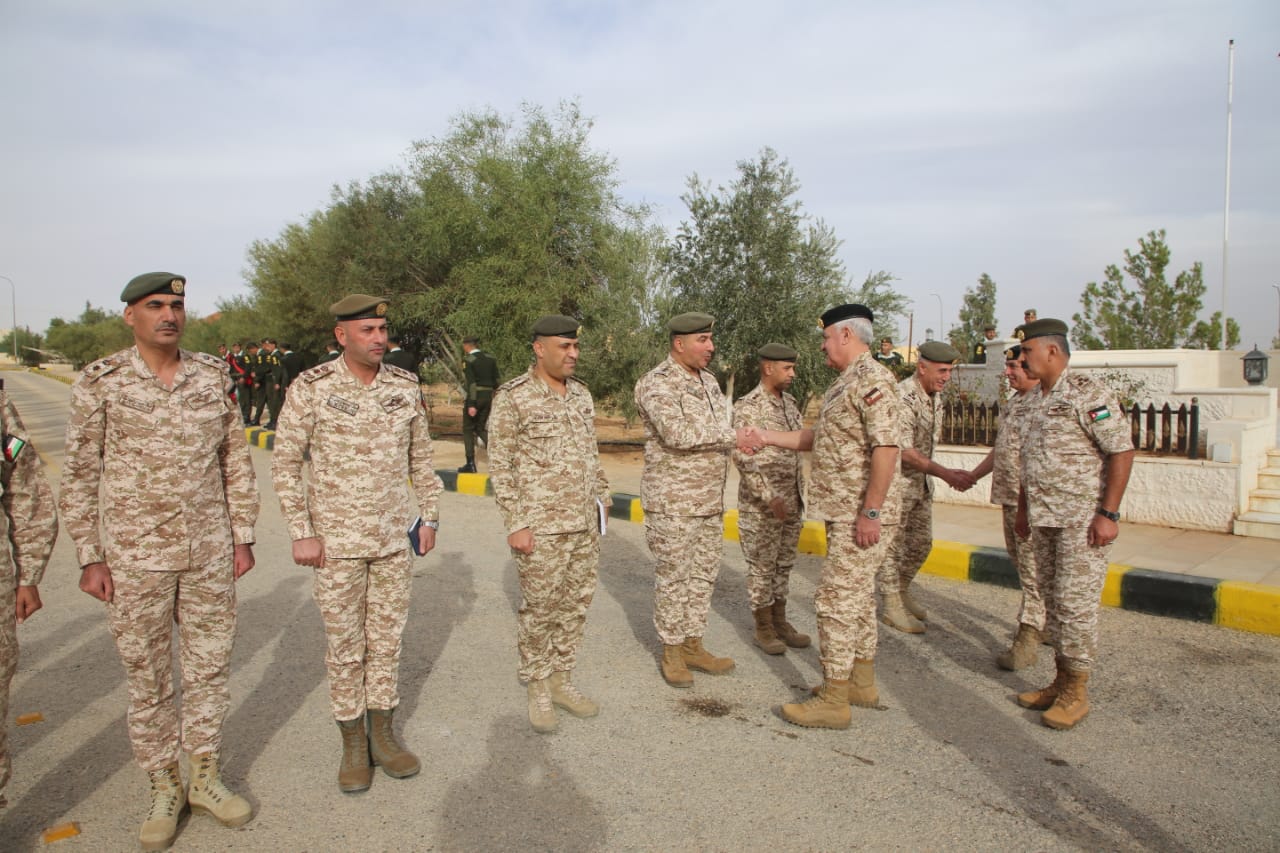 Madar Al-Saa Images 0.6178310448917297