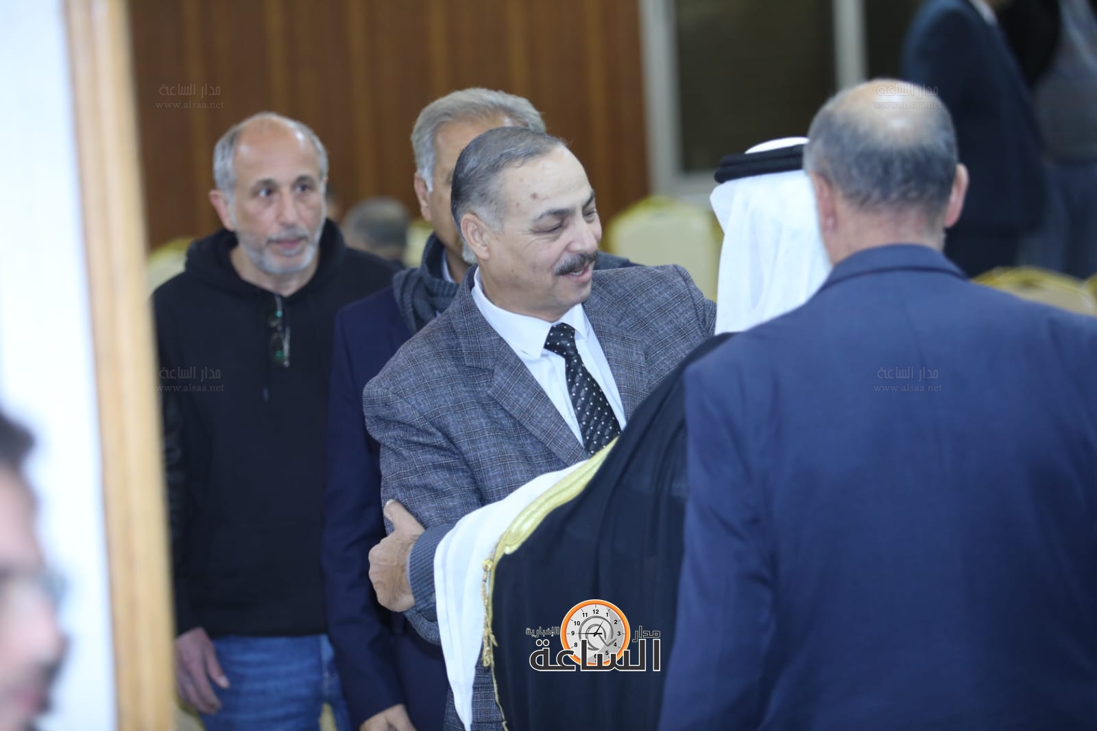 Madar Al-Saa Images 0.6990136943030385