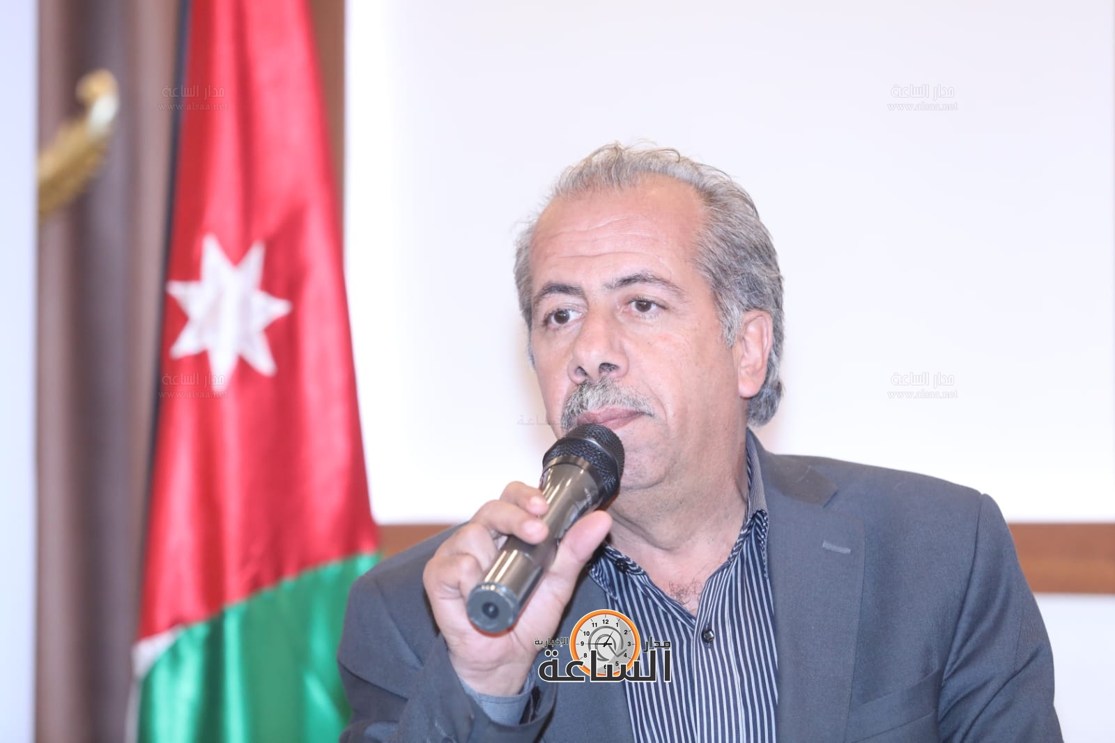 Madar Al-Saa Images 0.41470345990922786