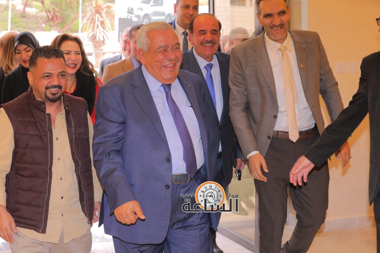 Madar Al-Saa Images 0.6713750947978265