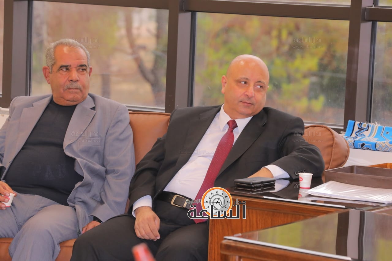 Madar Al-Saa Images 0.8224898712890385