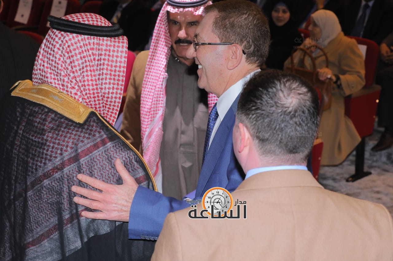 Madar Al-Saa Images 0.15741383002194764