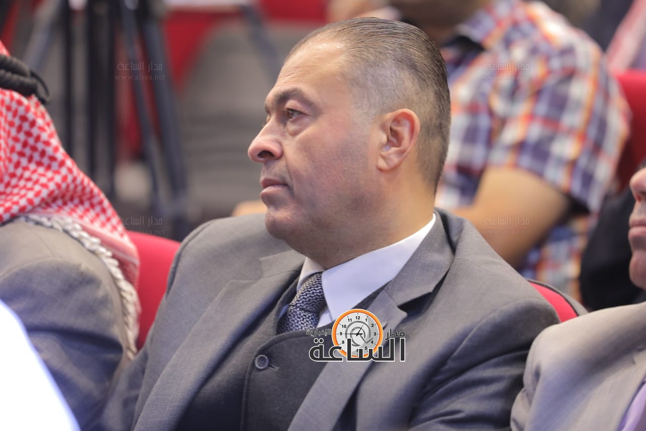 Madar Al-Saa Images 0.566046765983339