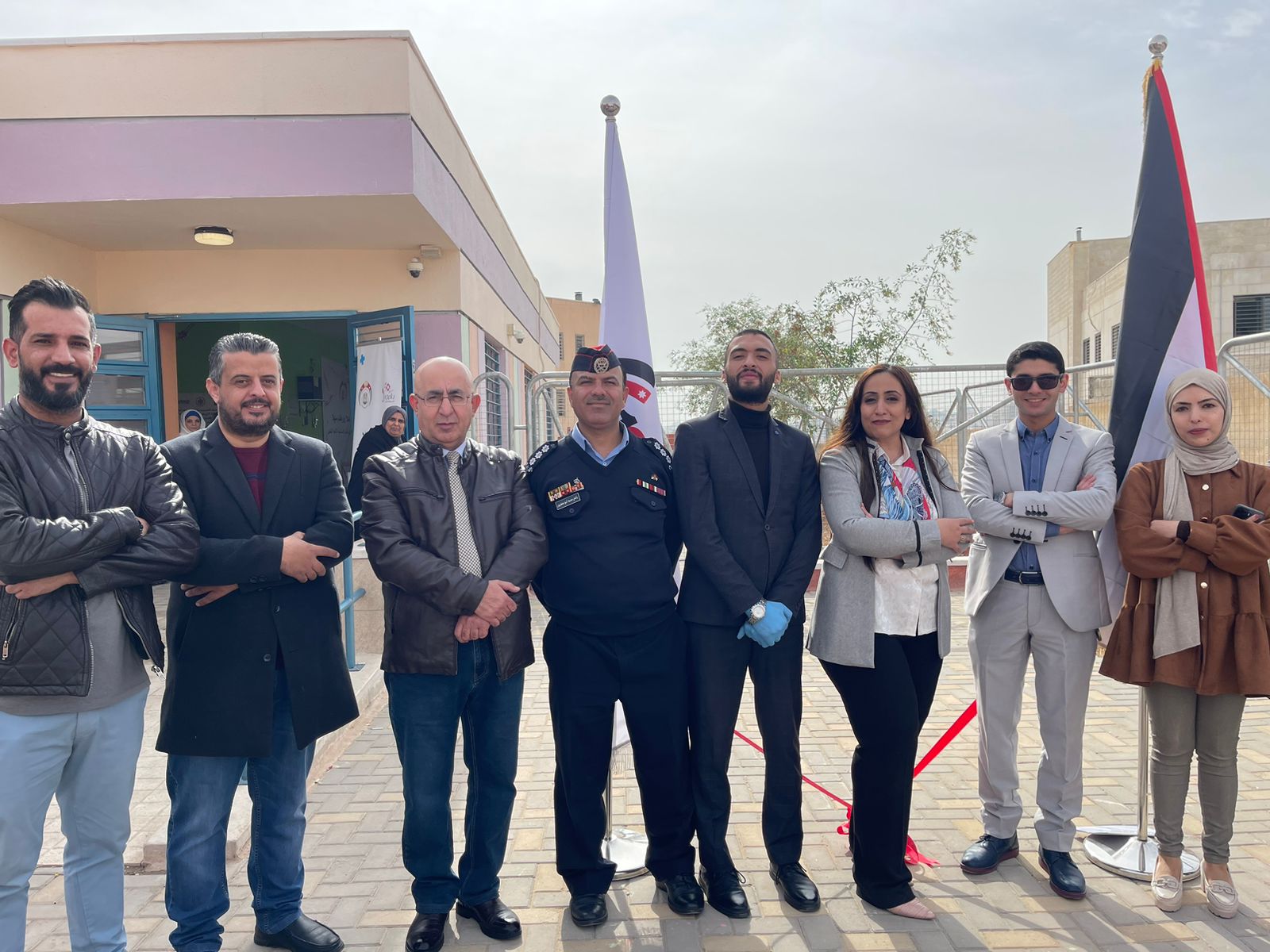 Madar Al-Saa Images 0.5120227314361527