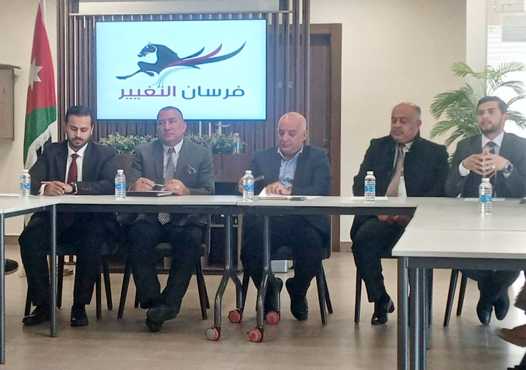 Madar Al-Saa Images 0.6008839893527418