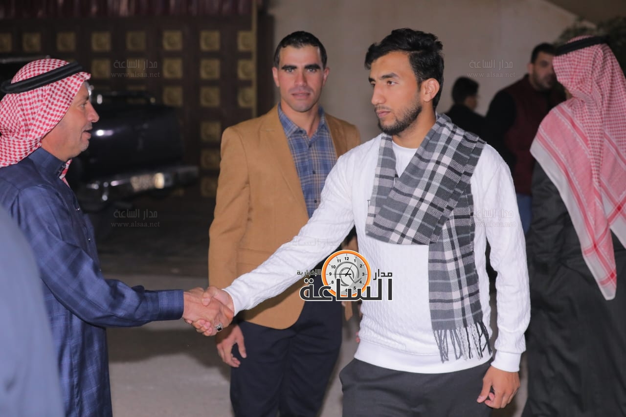 Madar Al-Saa Images 0.3812068466474188