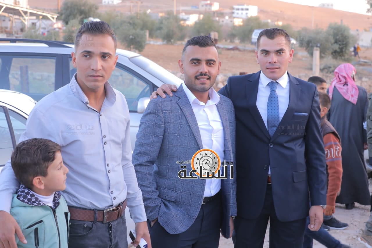 Madar Al-Saa Images 0.14036965509485322