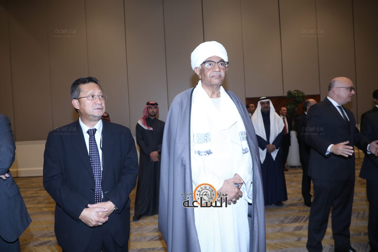 Madar Al-Saa Images 0.23816766447909532