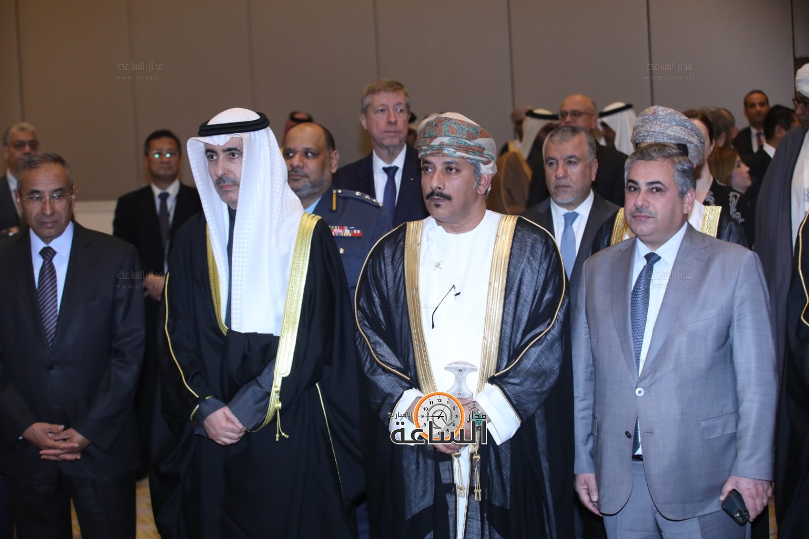 Madar Al-Saa Images 0.935639191503002