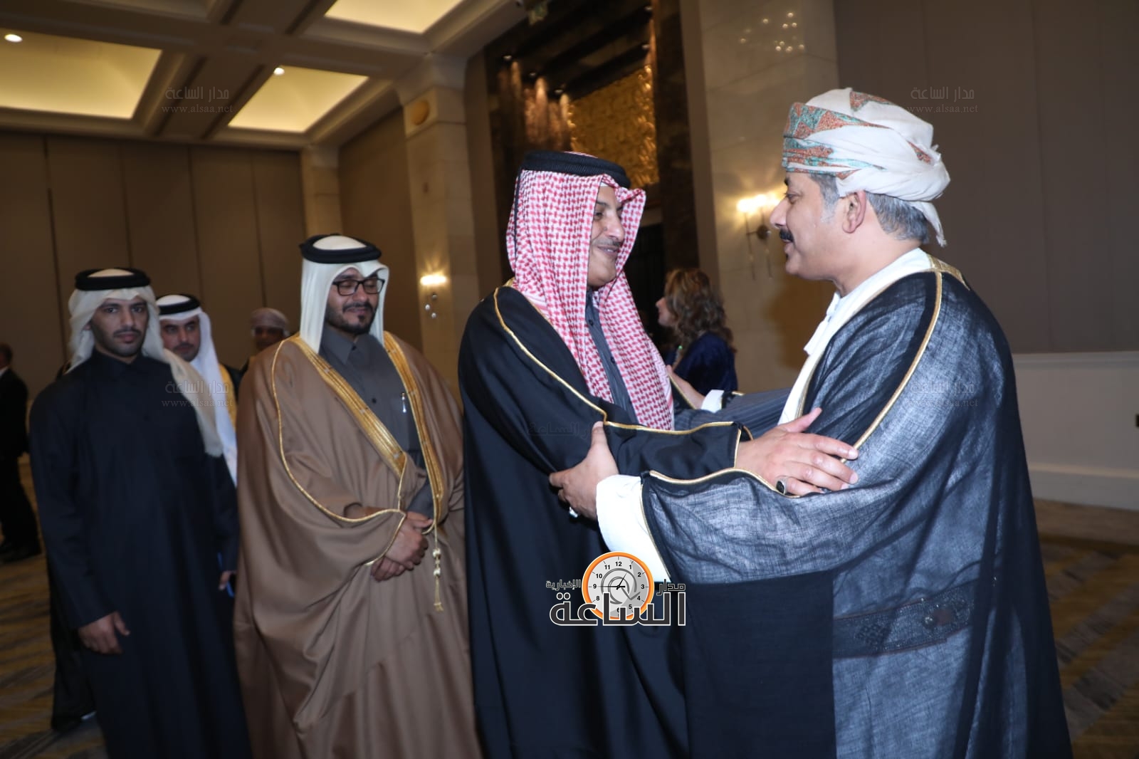 Madar Al-Saa Images 0.7775633522300542