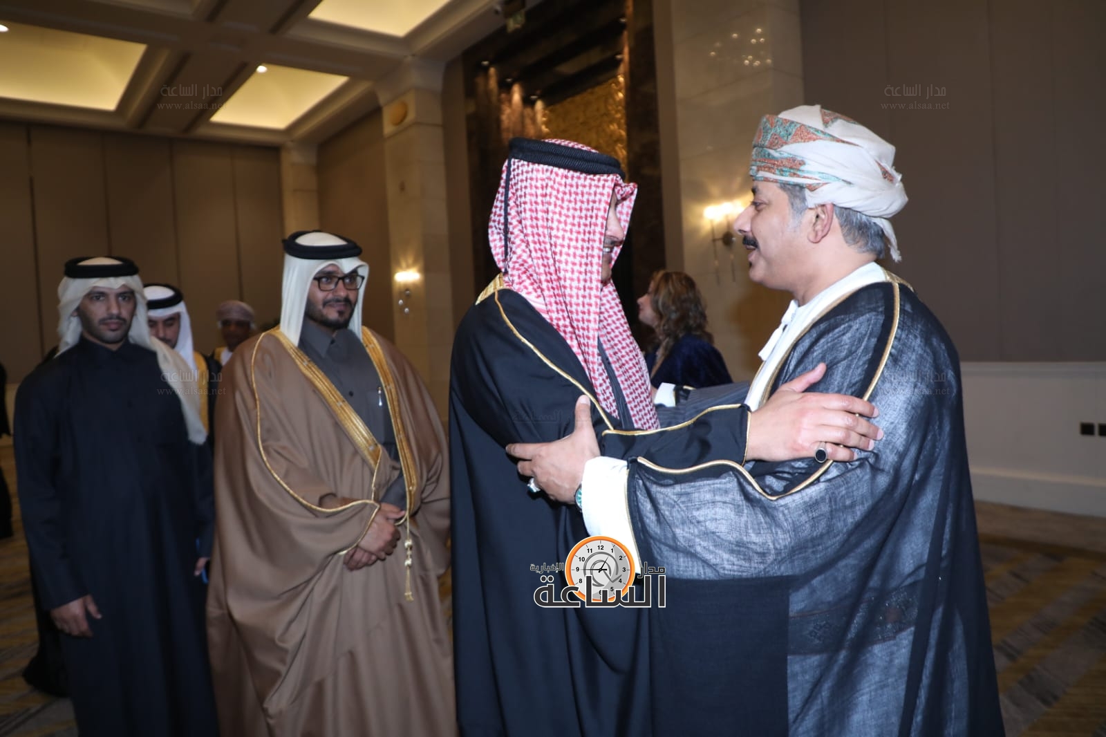 Madar Al-Saa Images 0.772439222877976