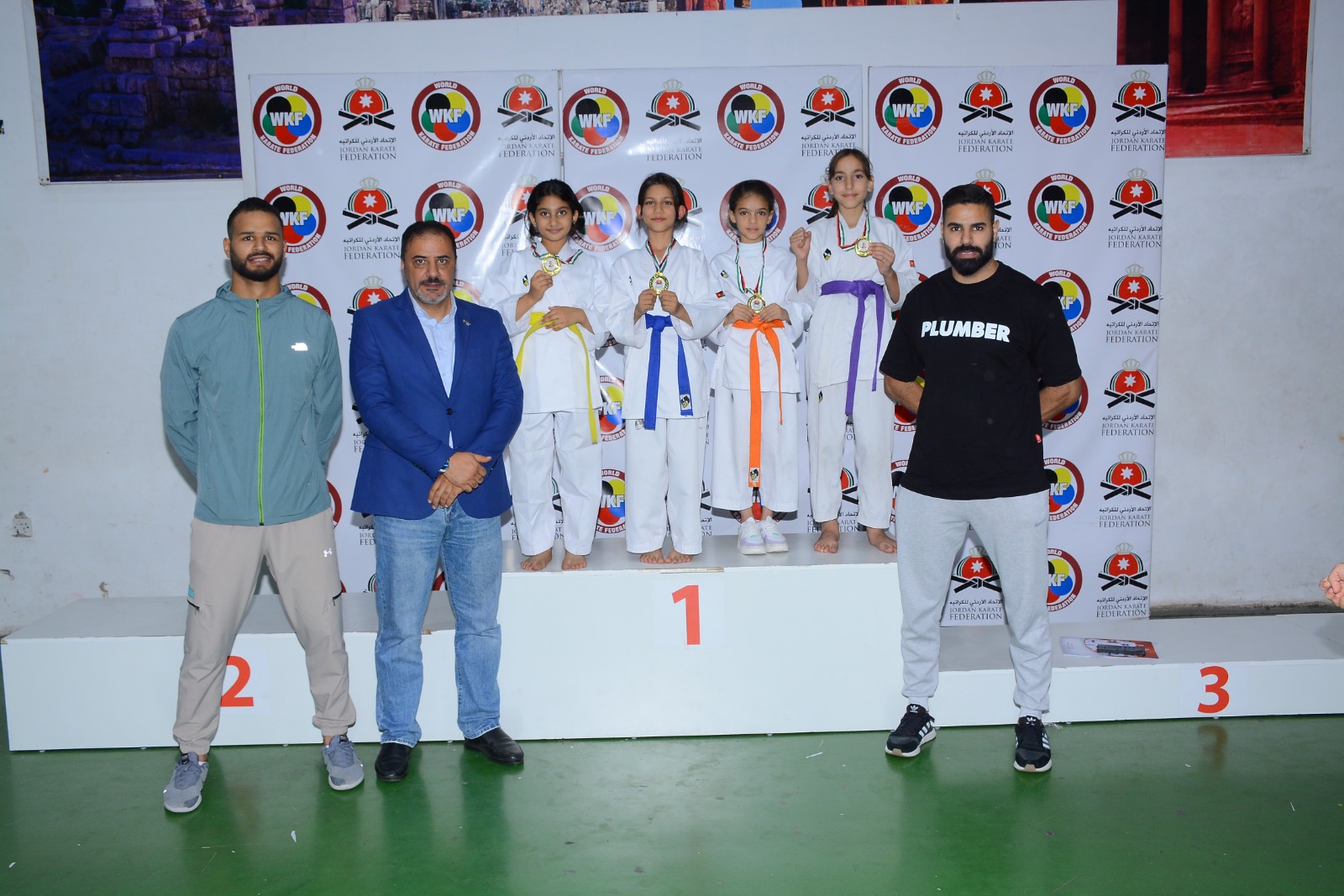 Madar Al-Saa Images 0.5234563352156991