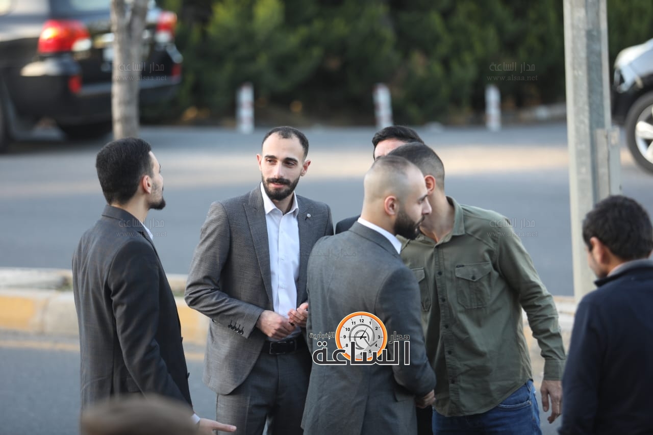 Madar Al-Saa Images 0.4824193342565237