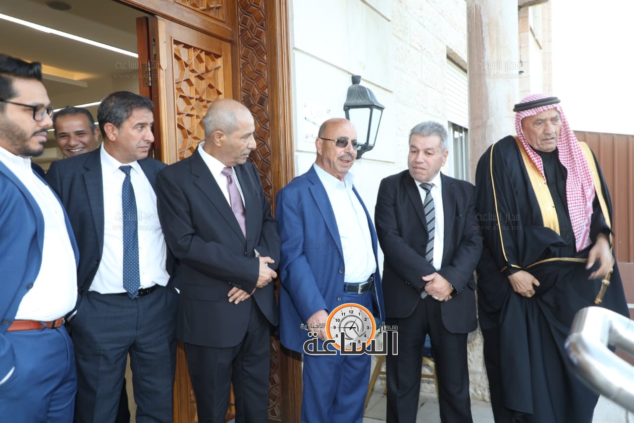 Madar Al-Saa Images 0.8939631275855044