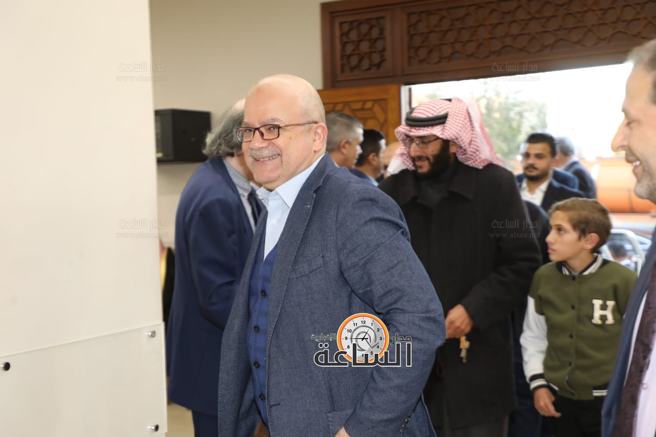 Madar Al-Saa Images 0.8901769431930646