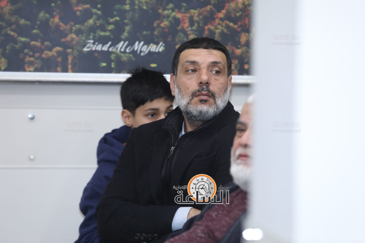 Madar Al-Saa Images 0.3486765015003621