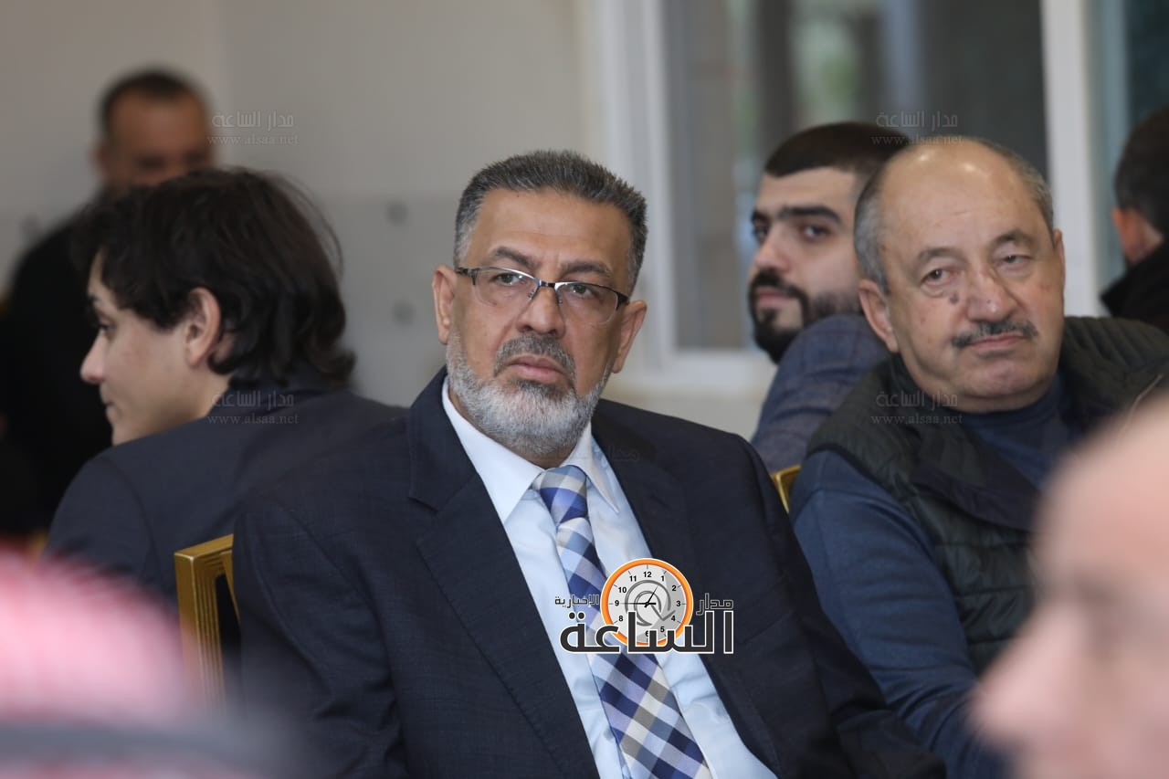 Madar Al-Saa Images 0.5902125179097217