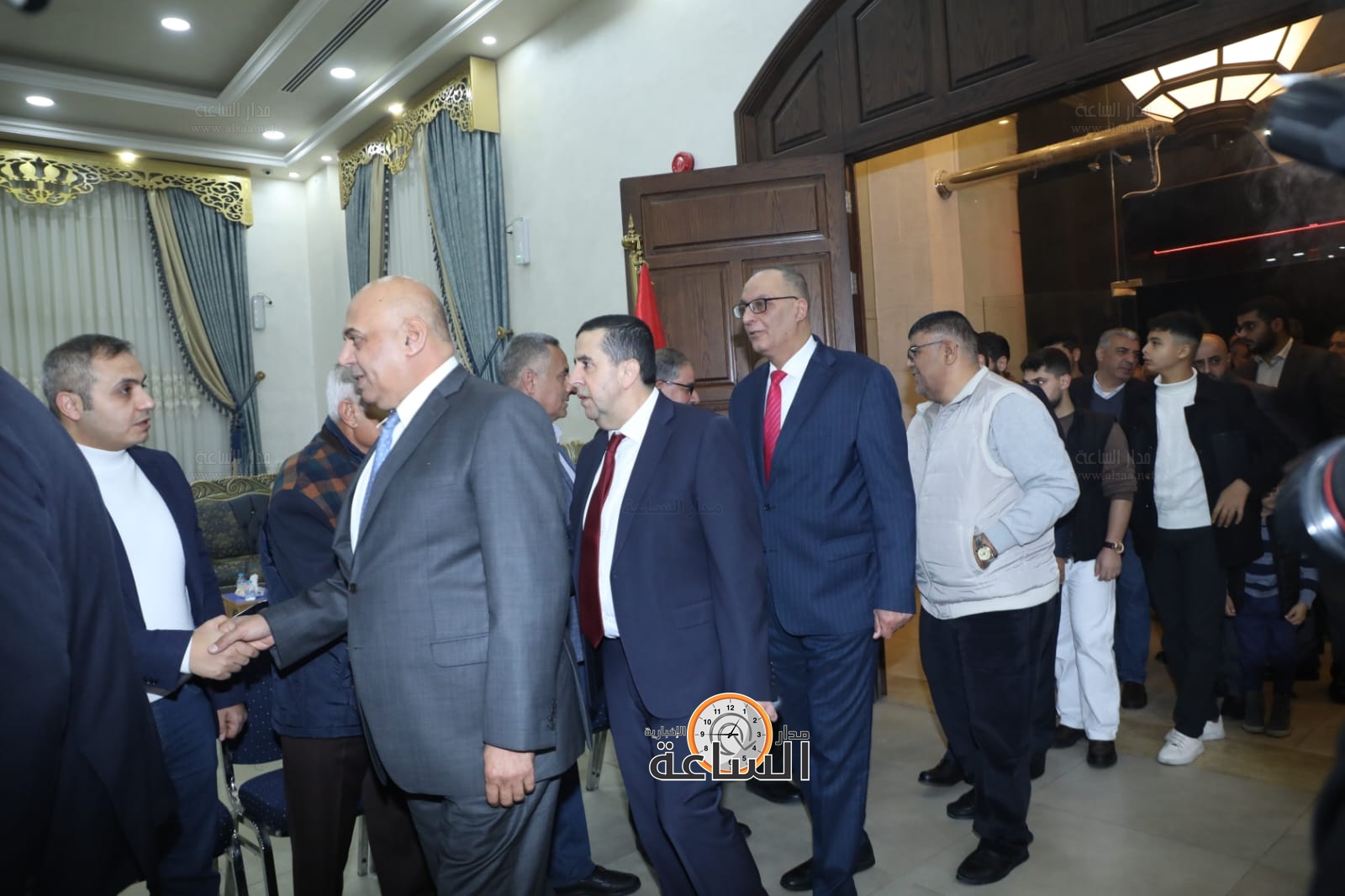 Madar Al-Saa Images 0.03861314930976589