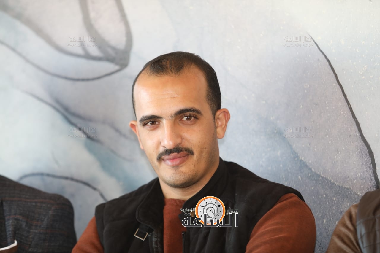 Madar Al-Saa Images 0.6905919854203211