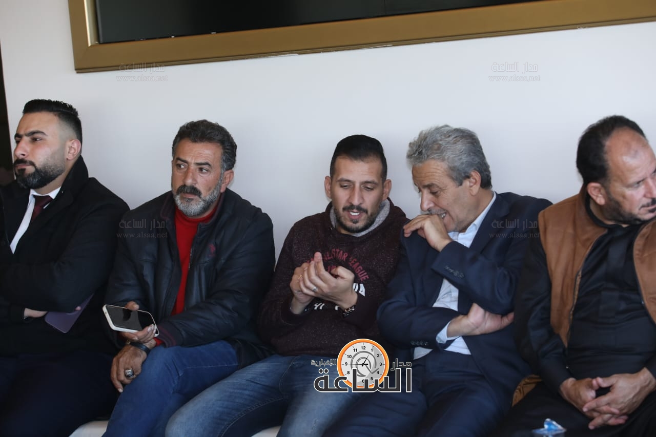 Madar Al-Saa Images 0.39623106278124753