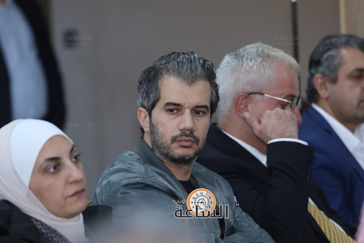 Madar Al-Saa Images 0.9562726231753003