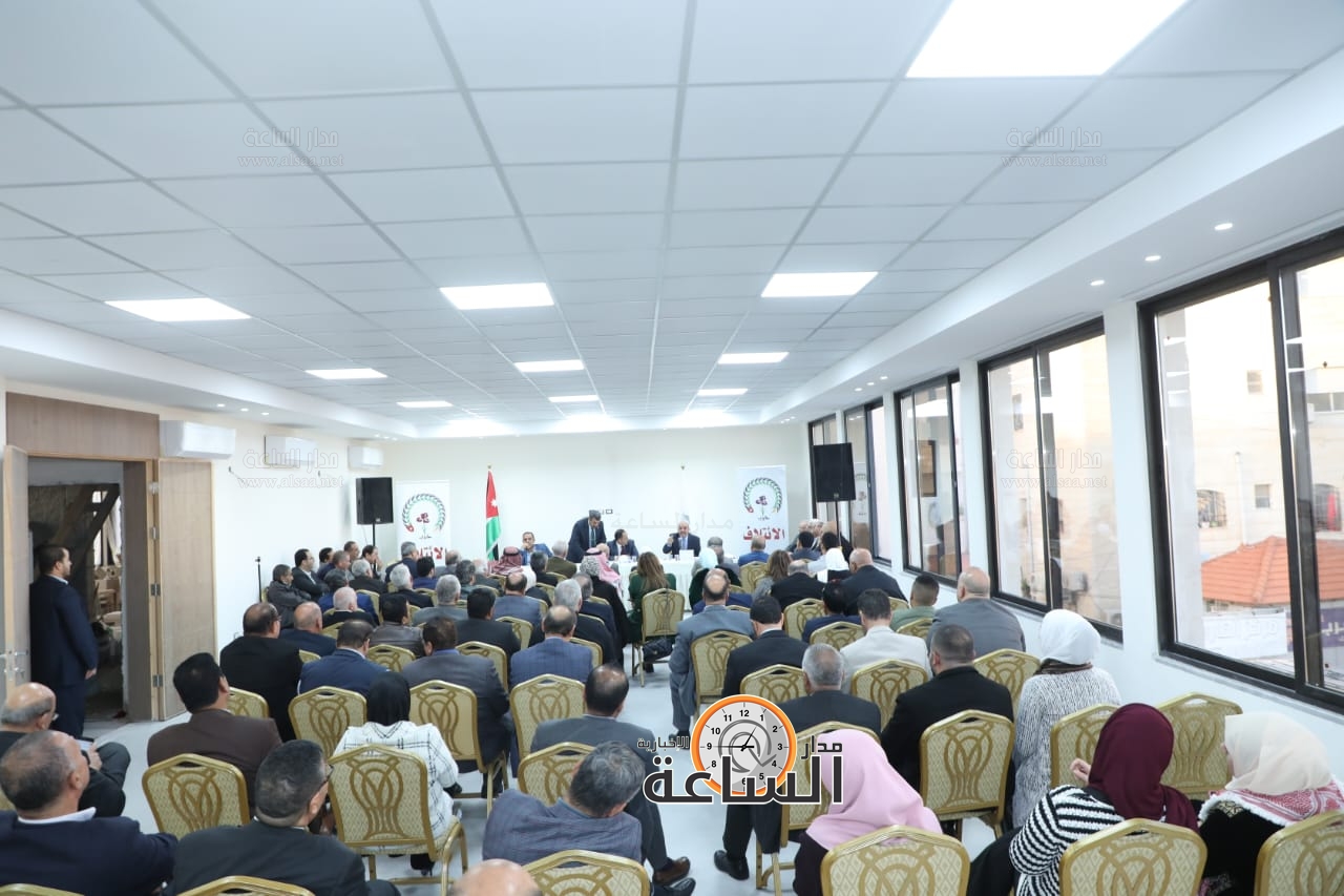 Madar Al-Saa Images 0.33351293507349067