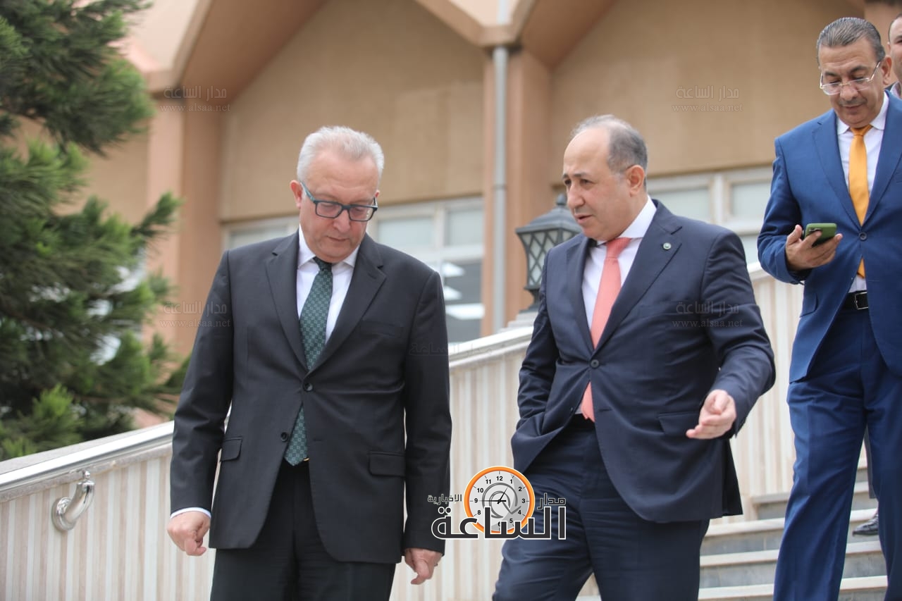 Madar Al-Saa Images 0.2878763424124382