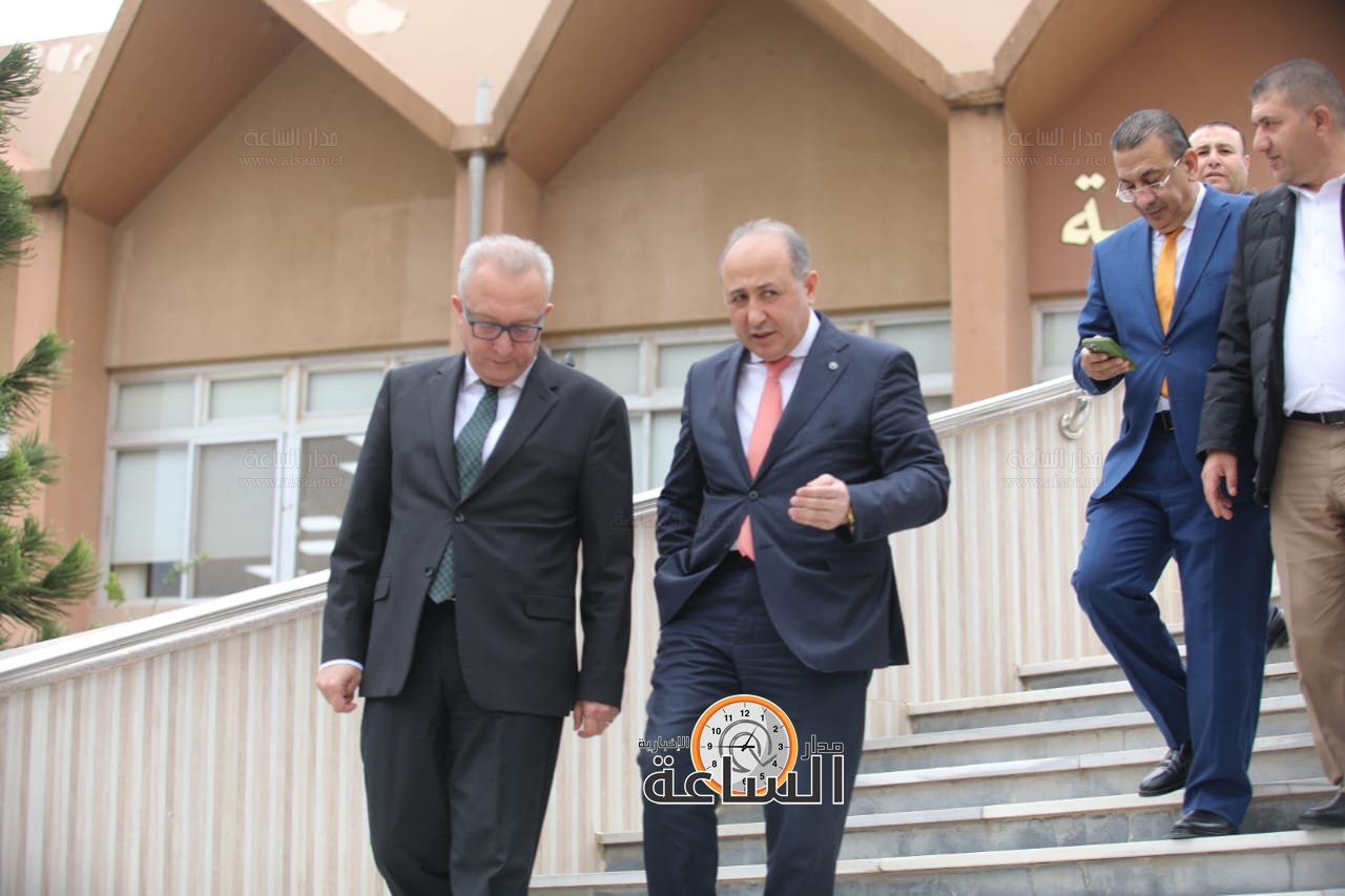 Madar Al-Saa Images 0.16094485925986968