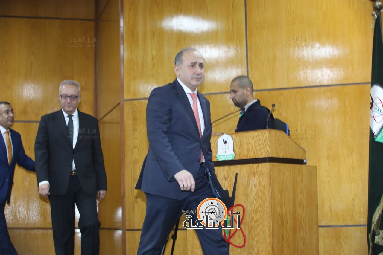 Madar Al-Saa Images 0.9298356362041469