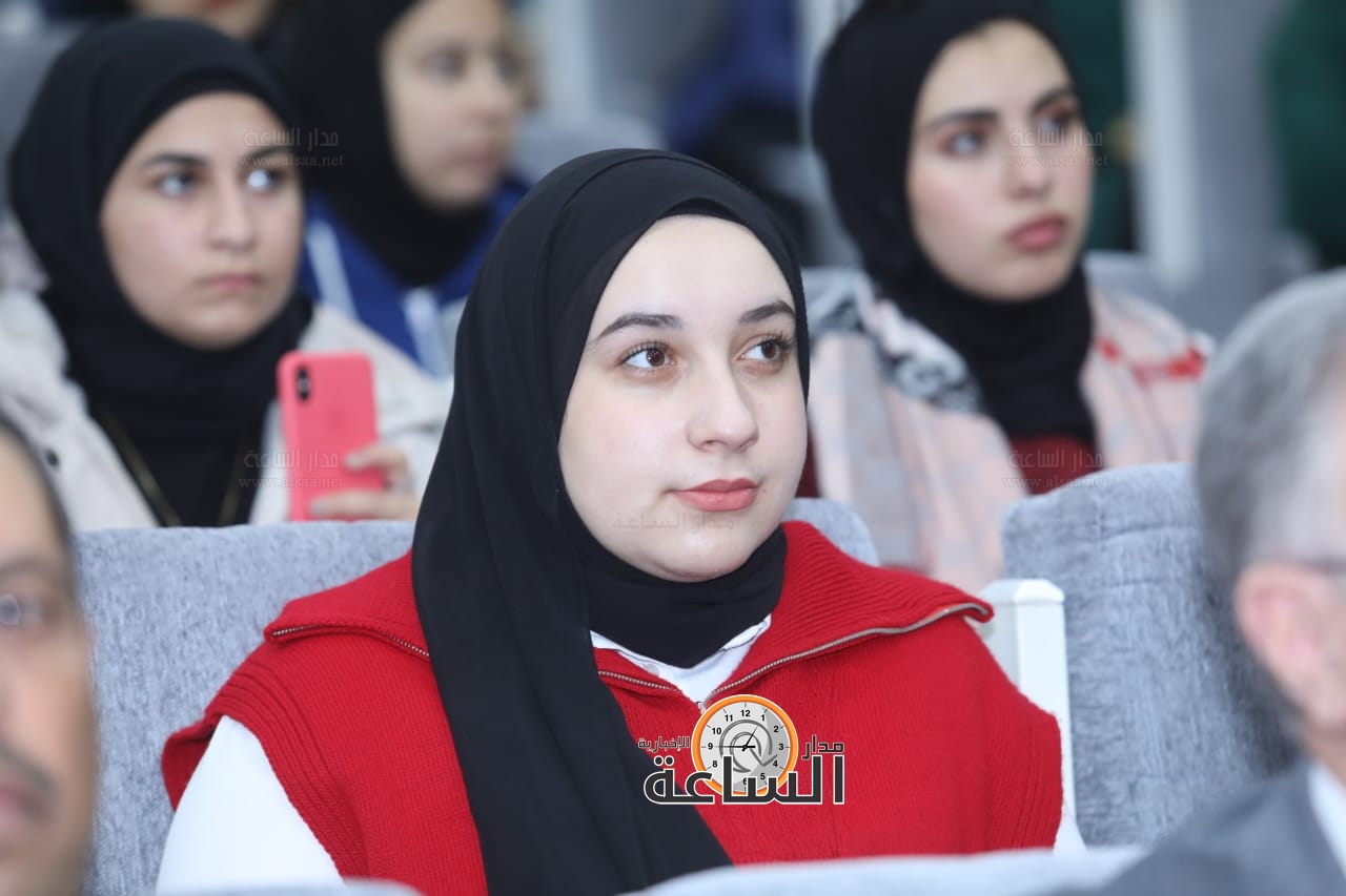 Madar Al-Saa Images 0.9961111267479914