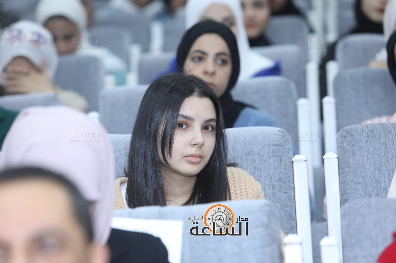 Madar Al-Saa Images 0.5776618431841865