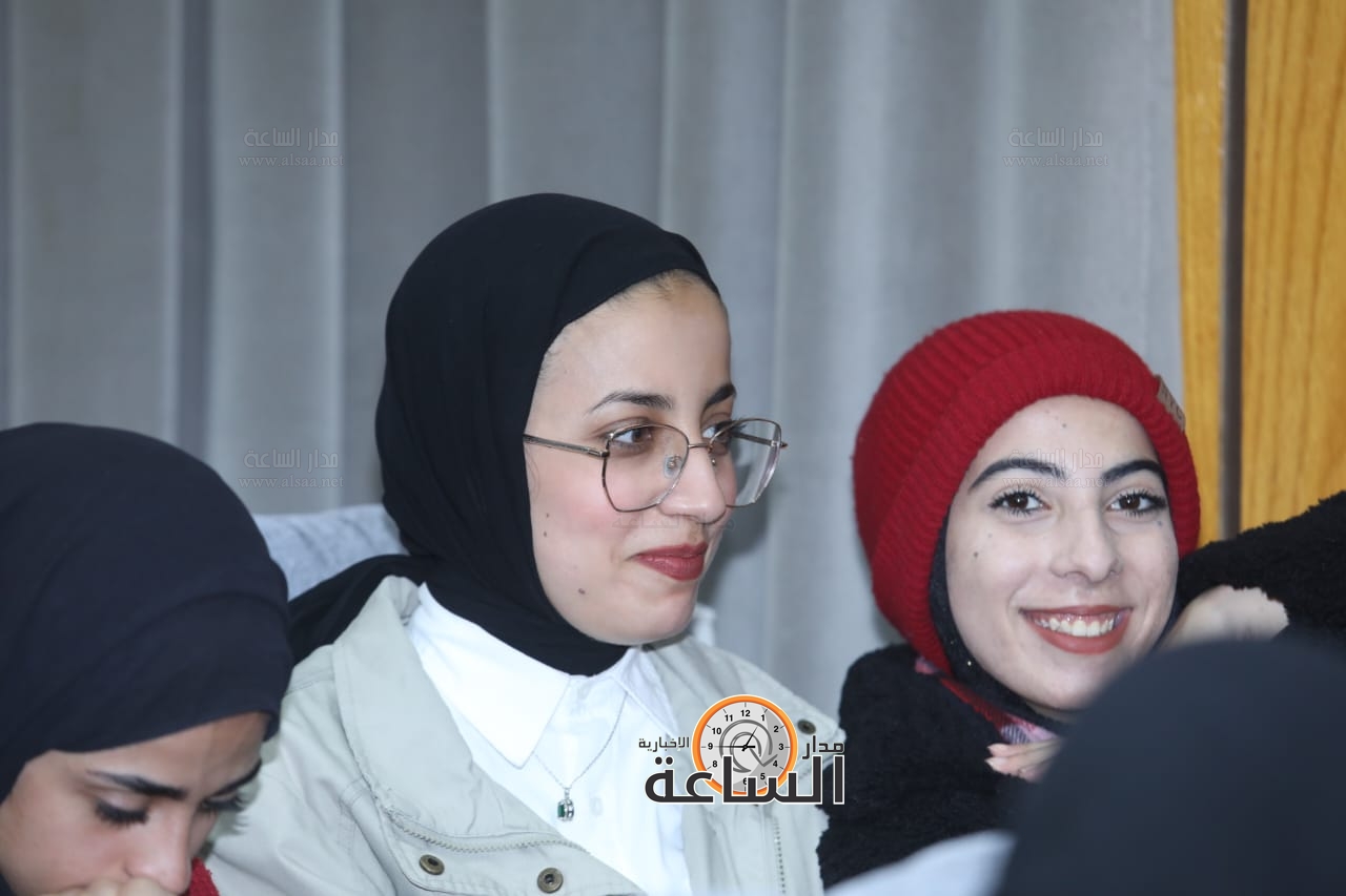 Madar Al-Saa Images 0.20678895729604485