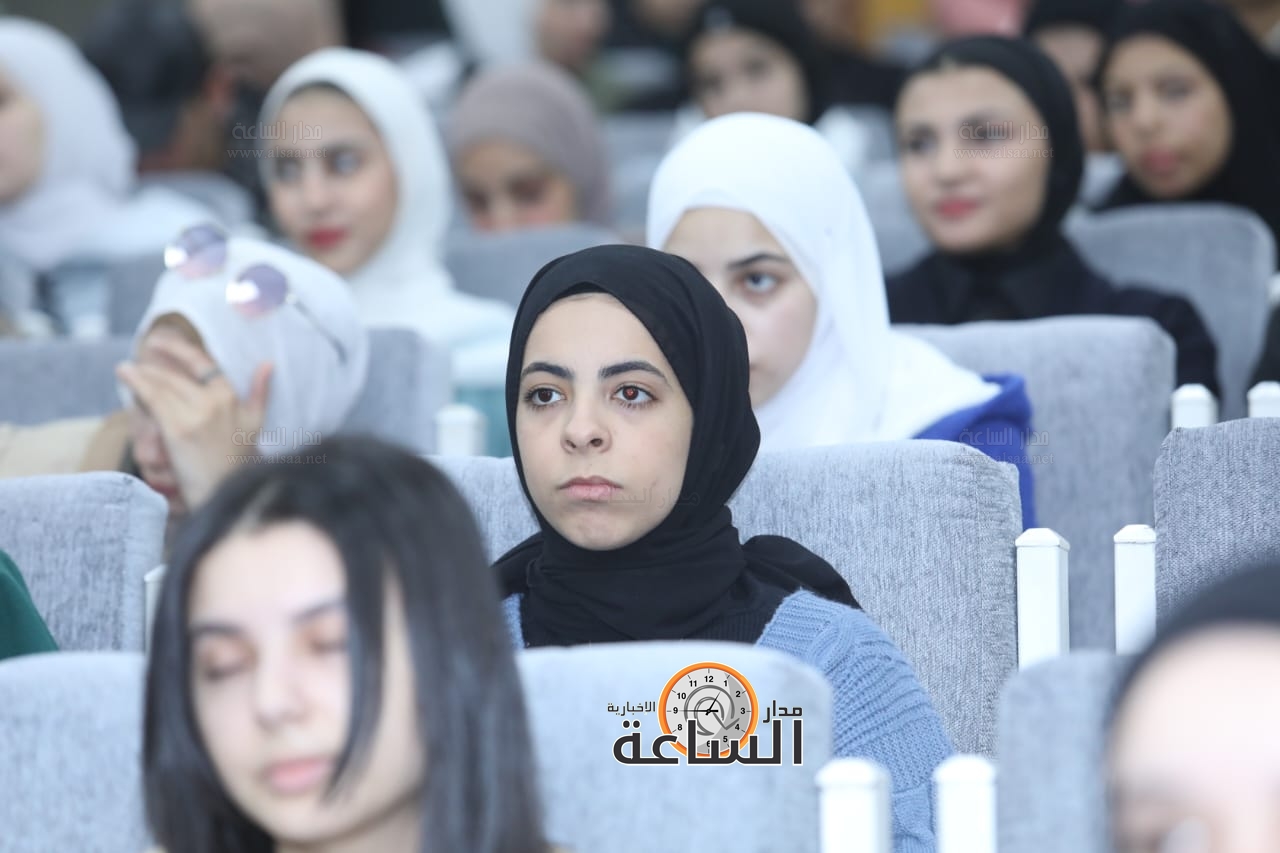 Madar Al-Saa Images 0.5479726346810303