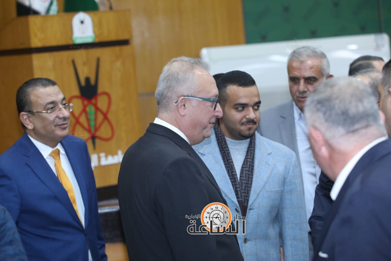 Madar Al-Saa Images 0.8534884969566443