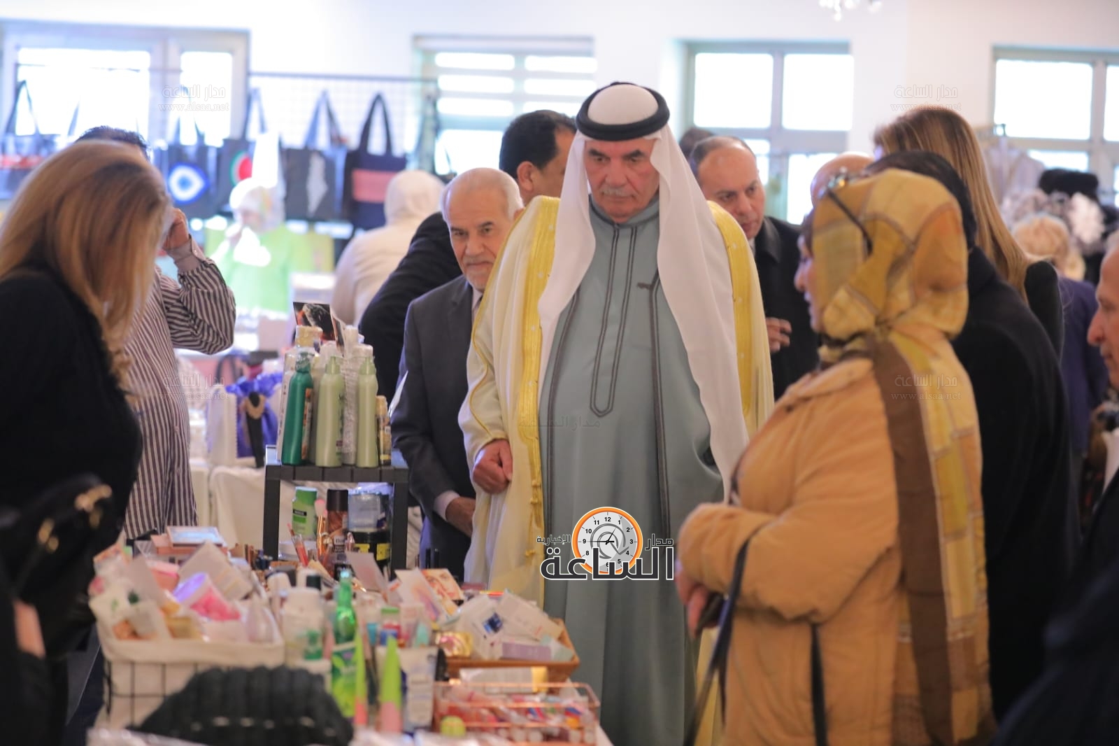 Madar Al-Saa Images 0.8492780617327016