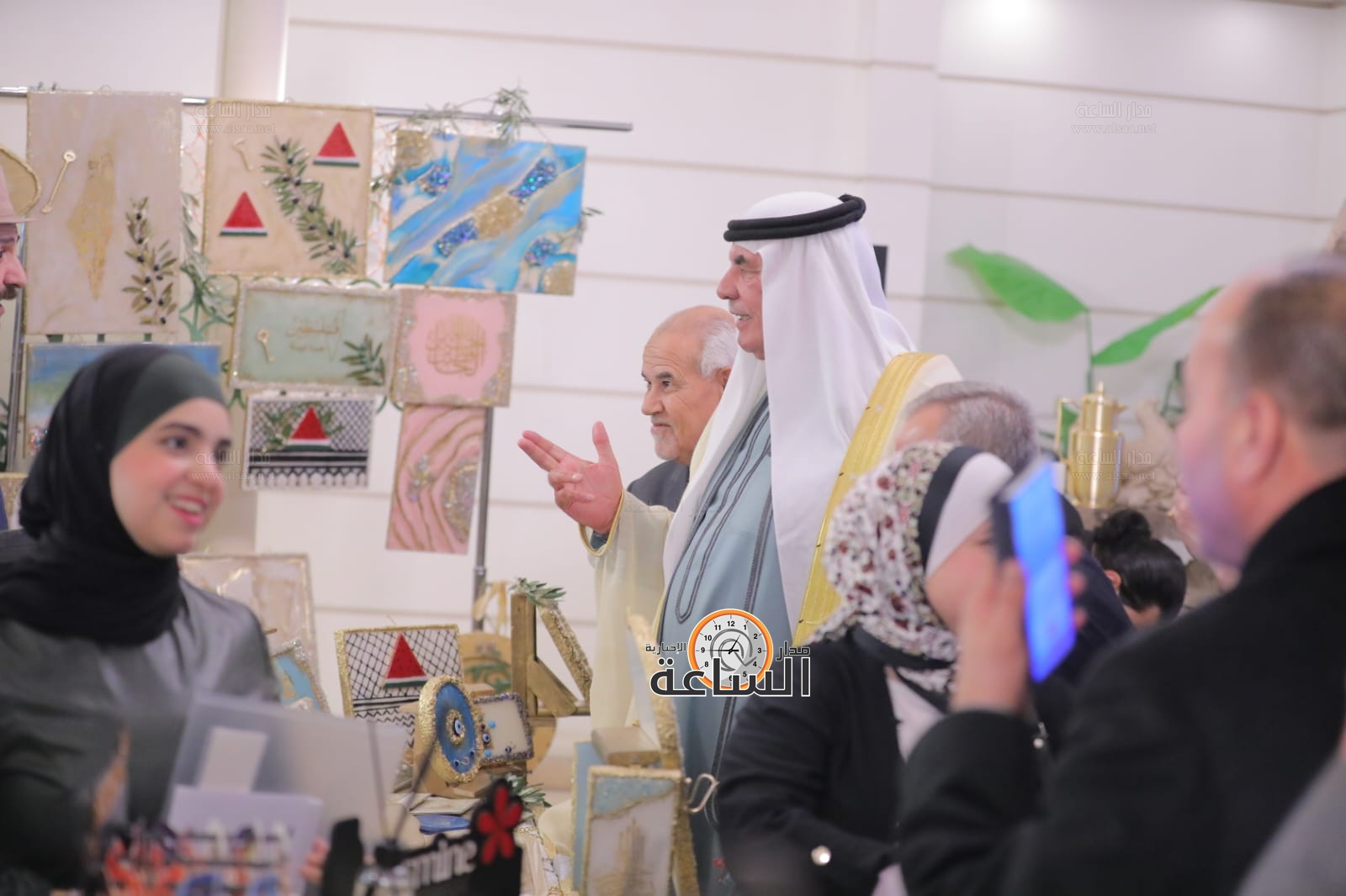 Madar Al-Saa Images 0.6893785641217471