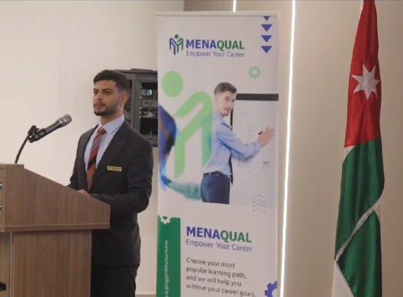 Madar Al-Saa Images 0.37509985455955586