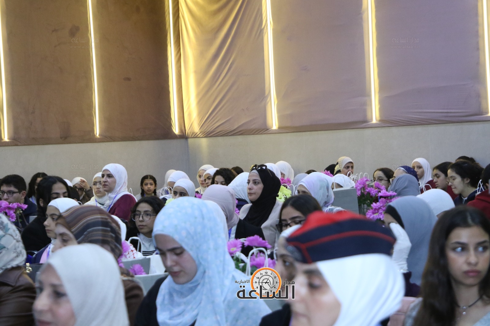 Madar Al-Saa Images 0.6349918734671682