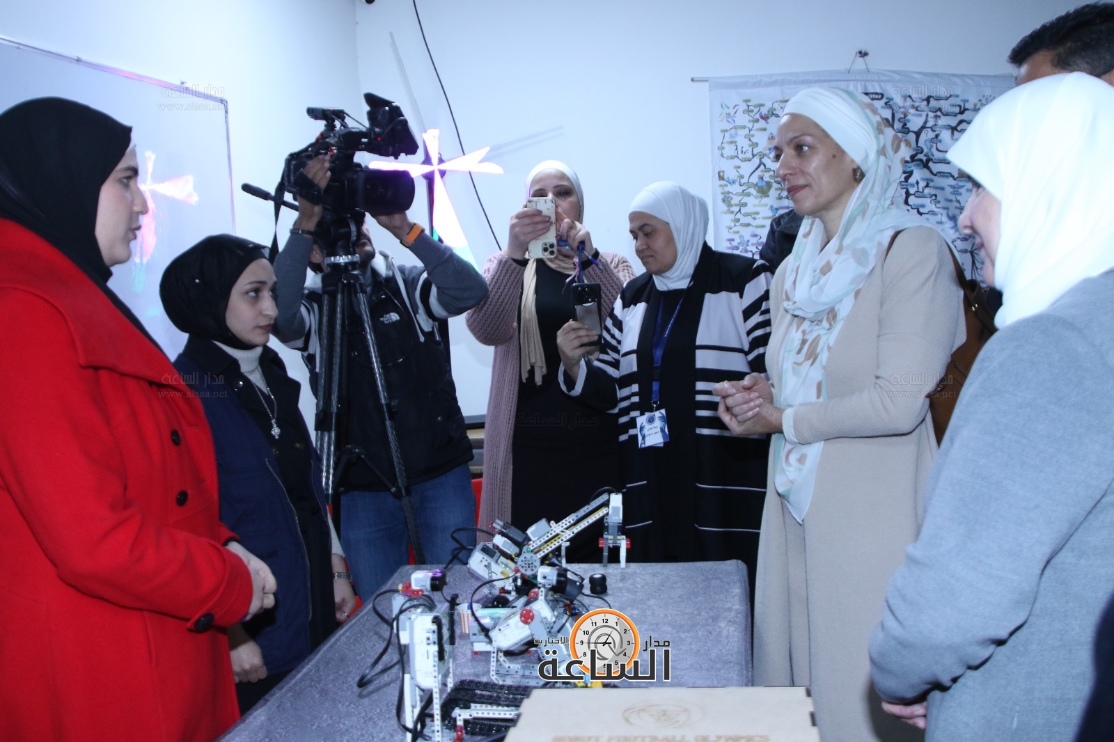 Madar Al-Saa Images 0.5588785689310813