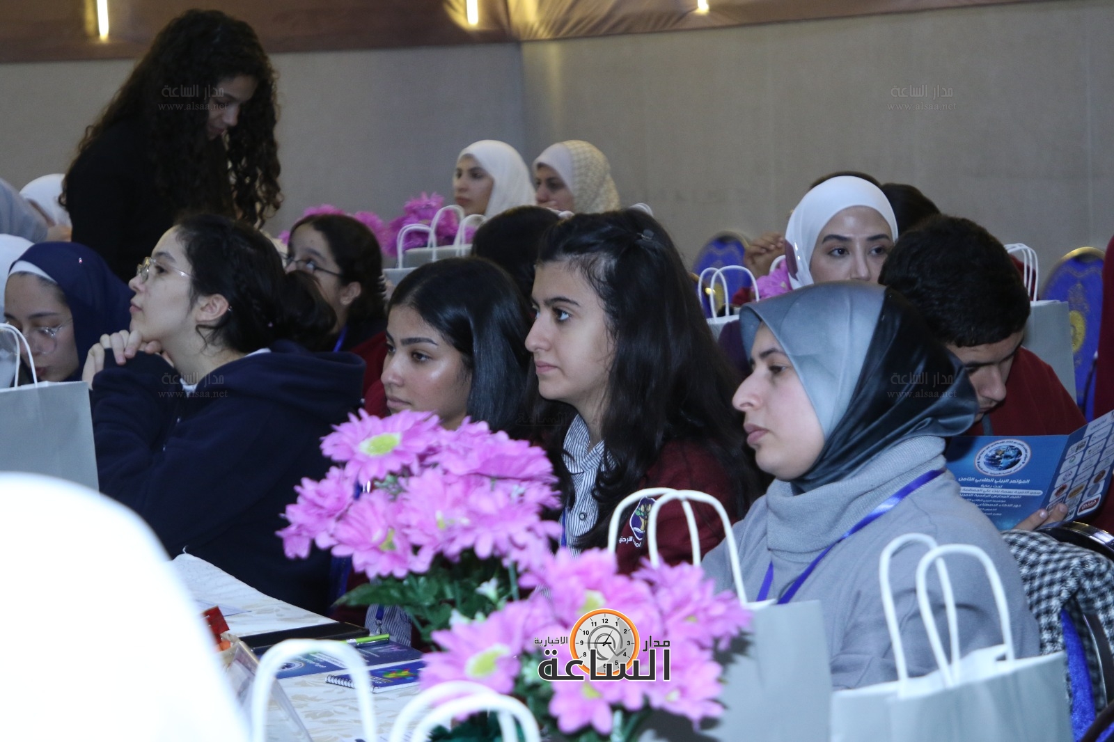 Madar Al-Saa Images 0.17579062072324336