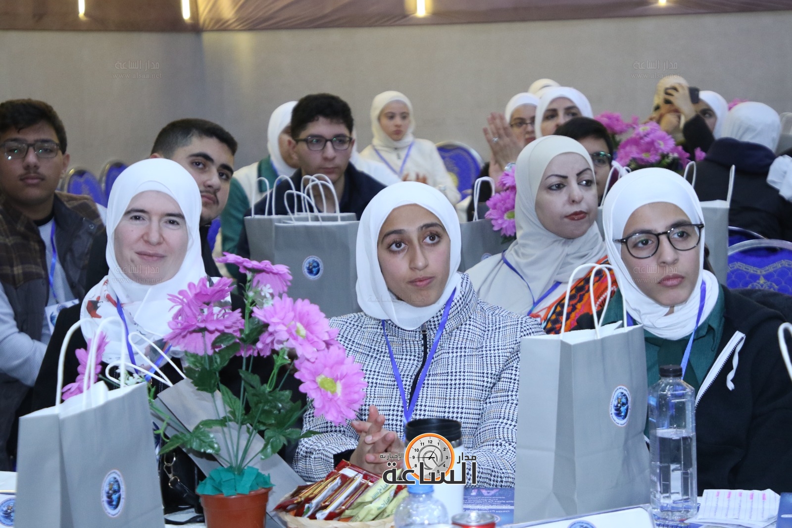 Madar Al-Saa Images 0.8823441268629795