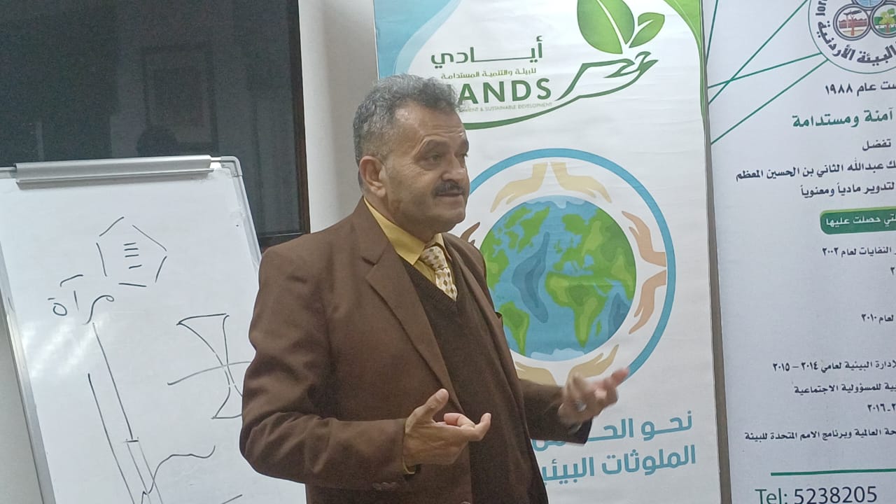 Madar Al-Saa Images 0.9658402072753416