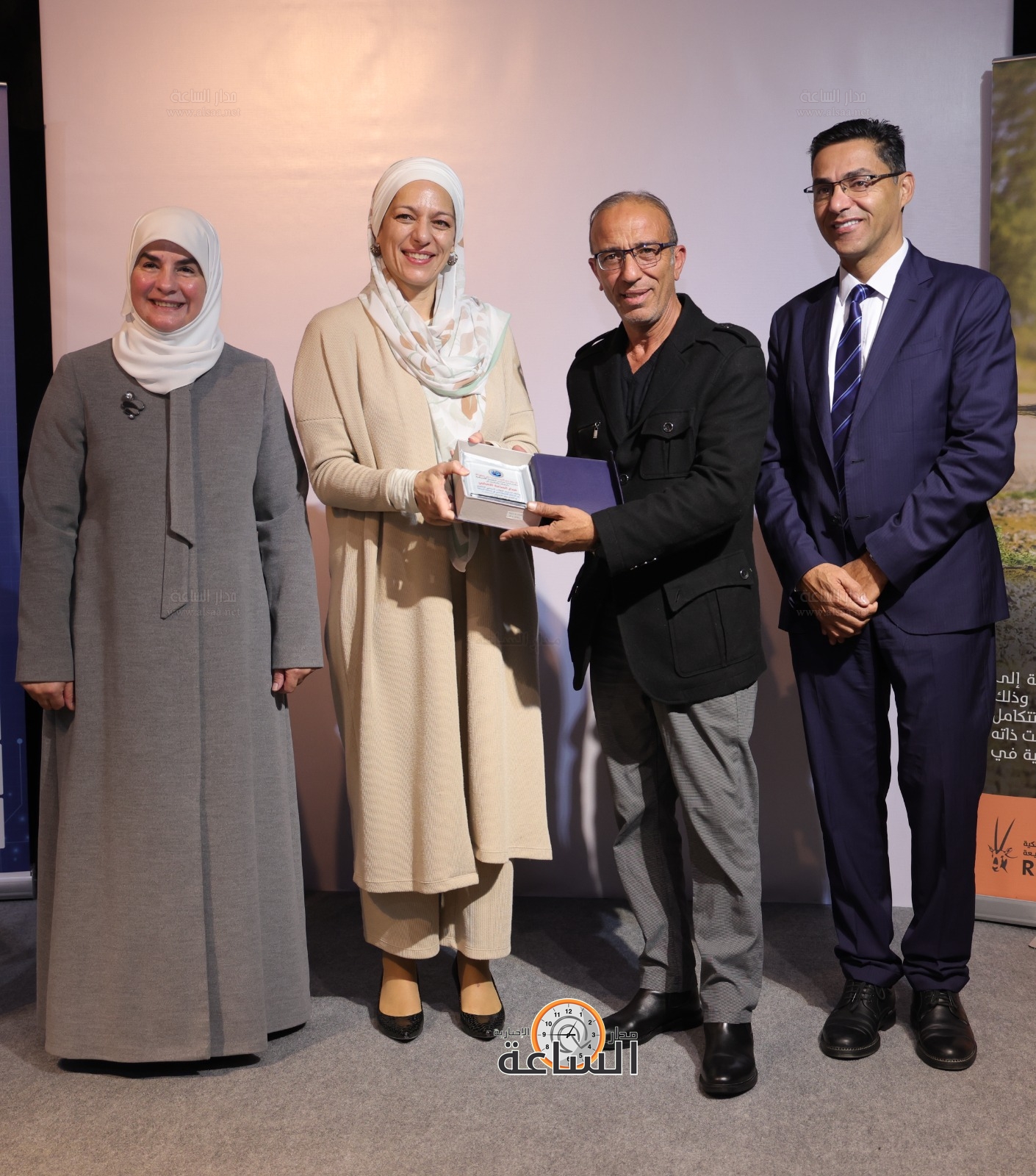 Madar Al-Saa Images 0.6457573247928783