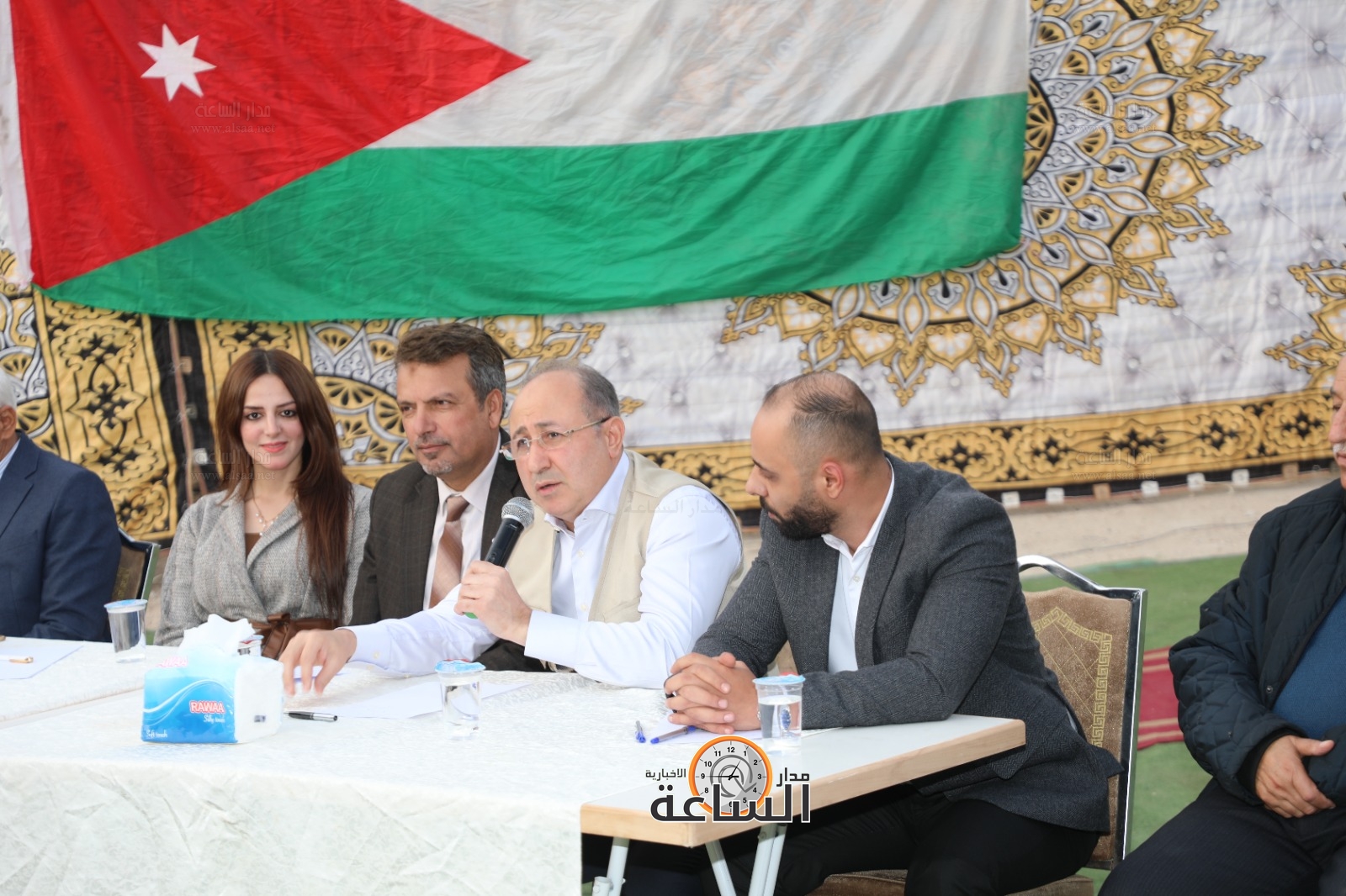 Madar Al-Saa Images 0.22949051300383116