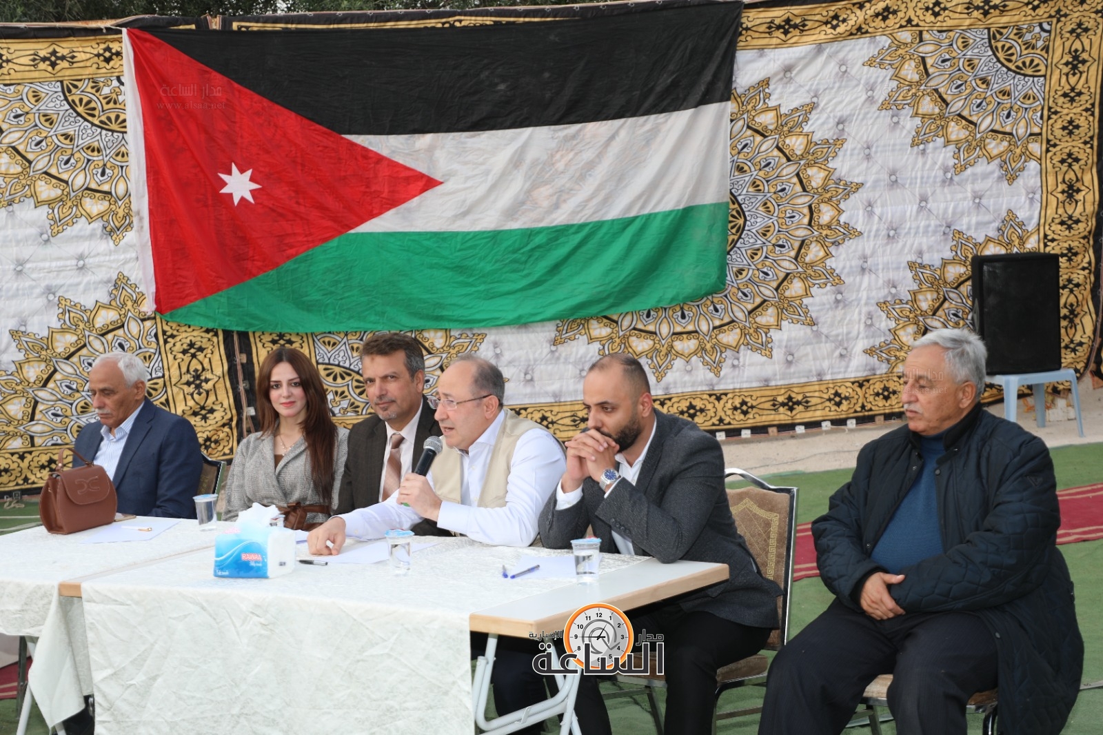 Madar Al-Saa Images 0.2287249539099241