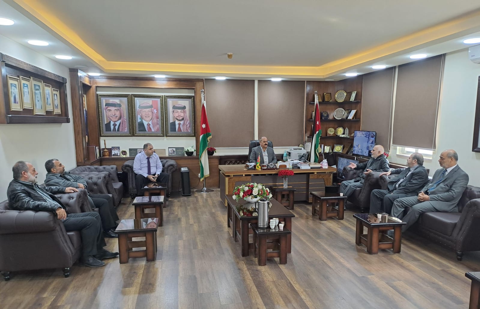 Madar Al-Saa Images 0.08429840529422794