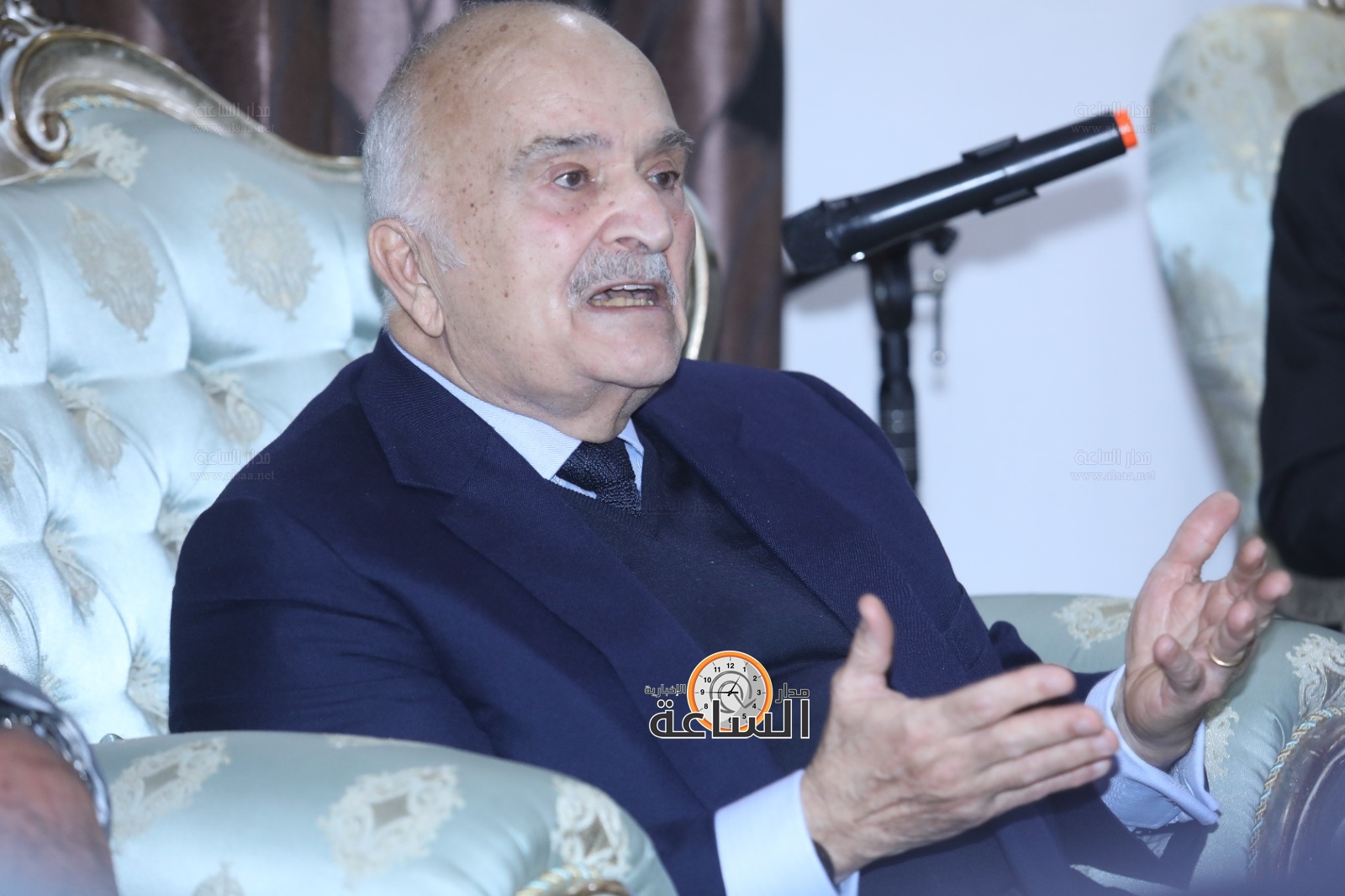 Madar Al-Saa Images 0.4911353182379281