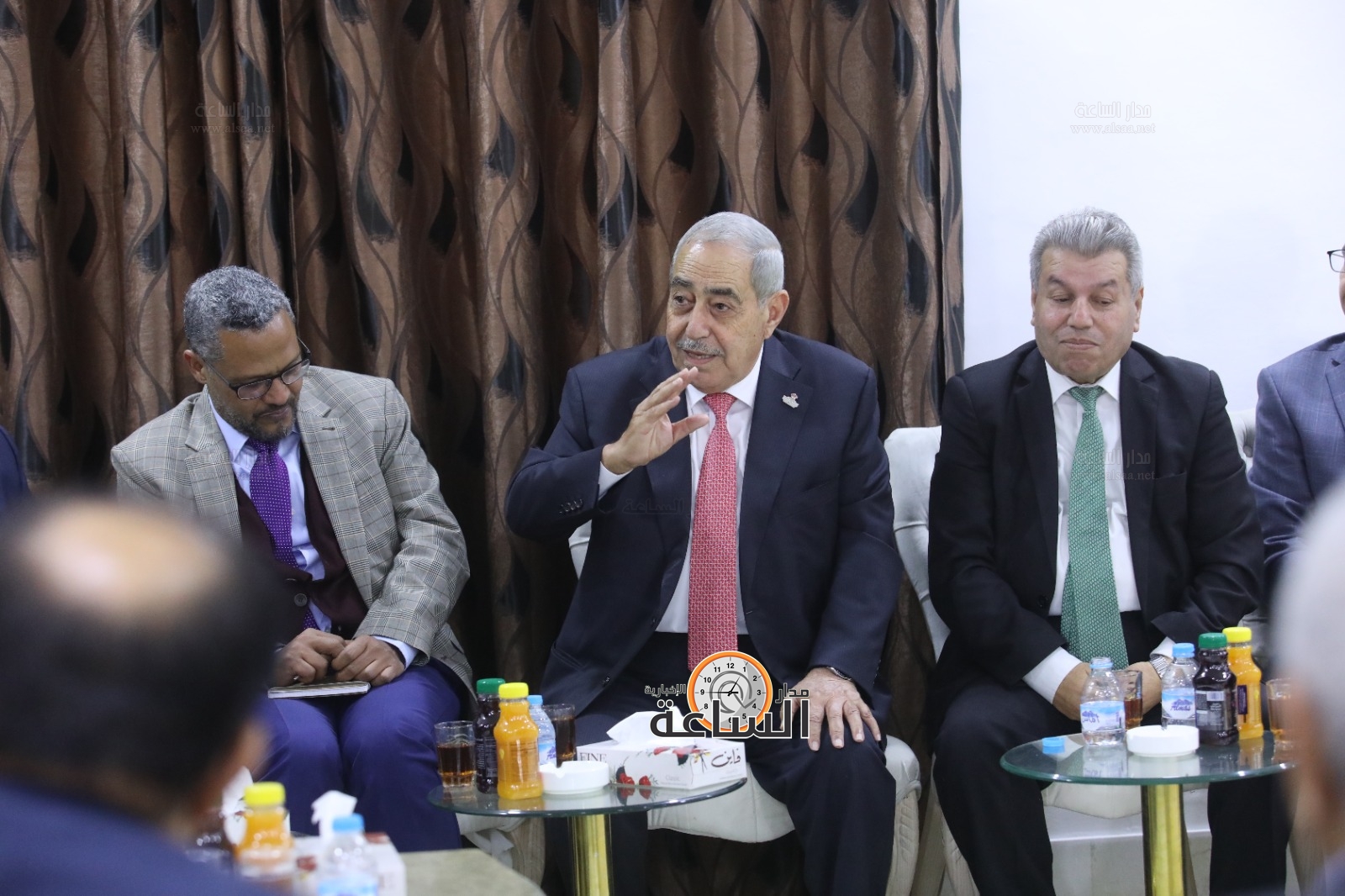 Madar Al-Saa Images 0.13141171951100428