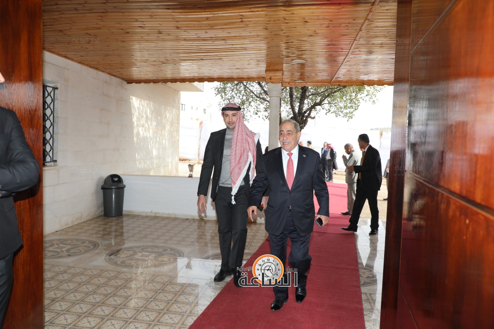 Madar Al-Saa Images 0.040661206369501324