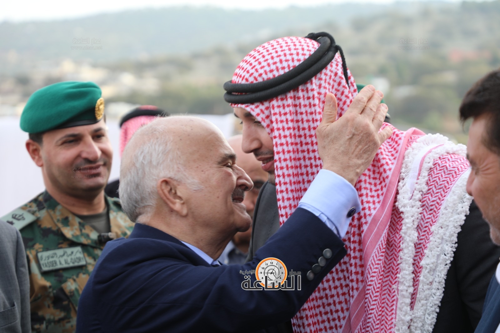 Madar Al-Saa Images 0.579675159526416